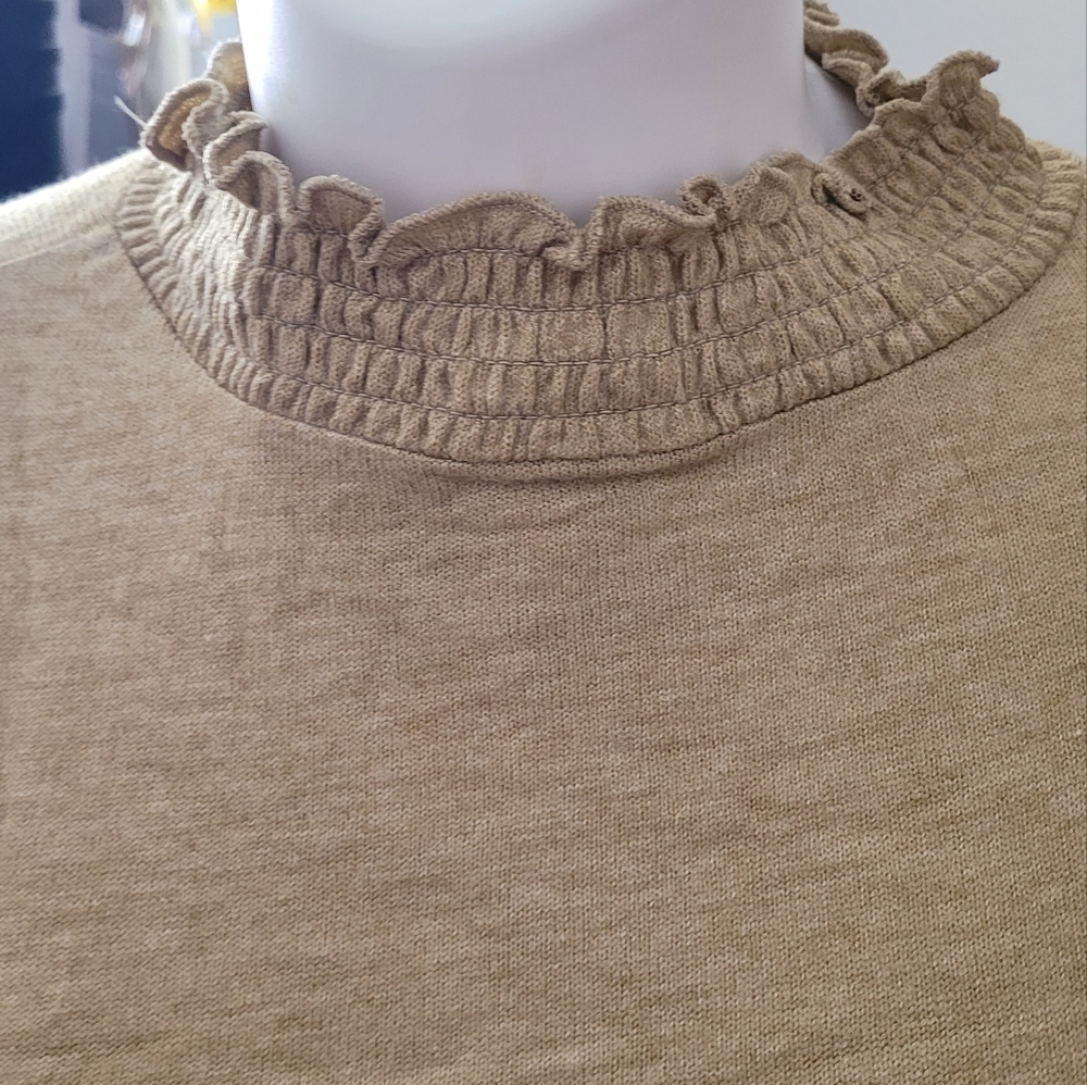 Beautiful Sweater - Picture 3 of 3